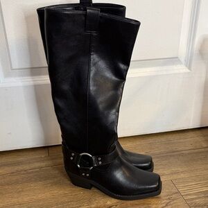 Universal Thread Black Knee-High Boots Size 6 Memory Foam 2” Heel New With Tags